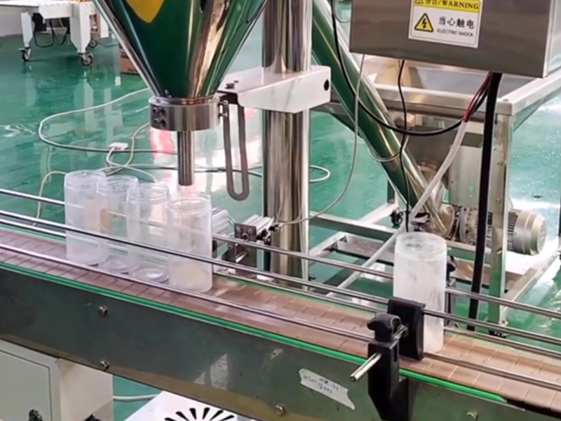 全自动葡萄酒灌装出产线：现代酒庄和酒类加工的沉要设备